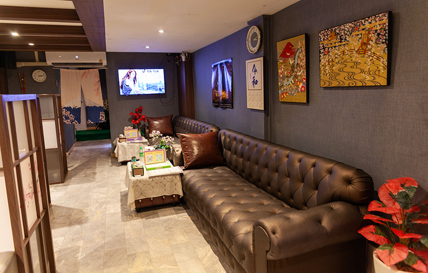 イチオシ風俗店ナビ｜タイ・バンコクNO.1風俗ポータルサイト「How?」